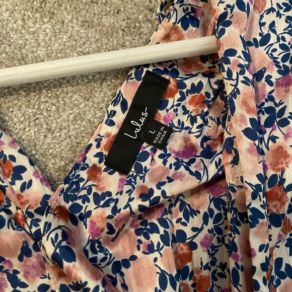 LuLus V Neck Flow Dress - Picture 4 of 6